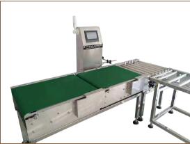 重量檢測(cè)機(jī)的特點(diǎn)表現(xiàn)在幾個(gè)方面？？